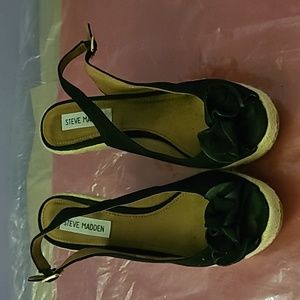 Steve Madden Black Fauntain Fabric  Upper Wedge Sandals